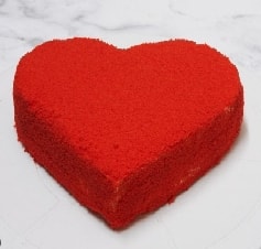 4-5 Kişilik Yaş Pasta - Kalp Şeklinde Özel Tasarım Kıbrıs pasta