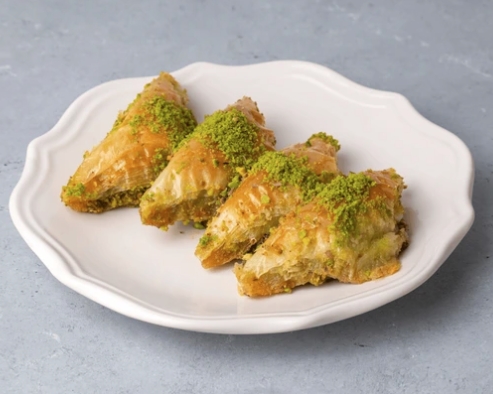 750 Gr Fıstıklı Şöbiyet Tatlısı - Kıyır Kıyır Lezzet Kıbrıs pasta