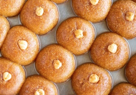 Altın Sarısı Renk 1000 Gr Şekerpare Kıbrıs pasta